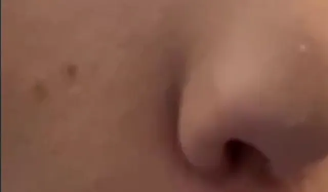 Minet Elza Kom, sehr süße Minet, heißes sexy Mädchen, ja (kein Ton)