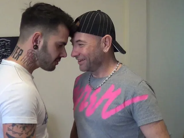 der Pornostar ADAY TRAUN fickt mich hart