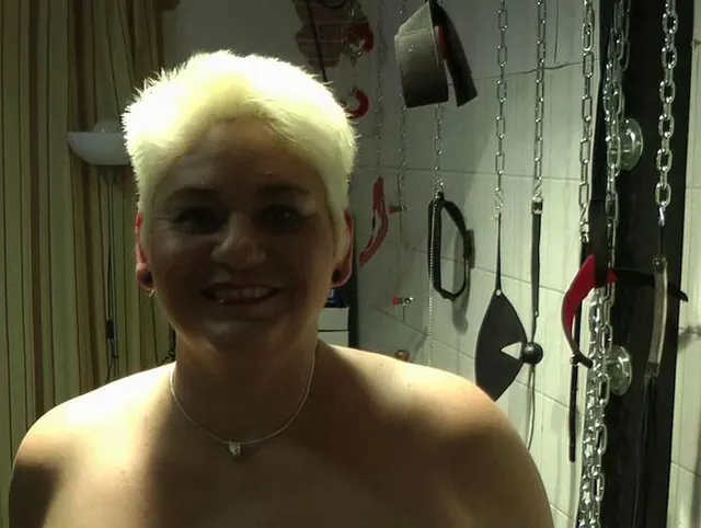 Anal gefickt, alles in den Mund gespritzt