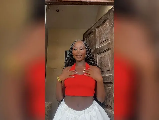 Sexy afrikanische Schönheit & Ausstrahlung – Langsame Bewegungen, große Energie