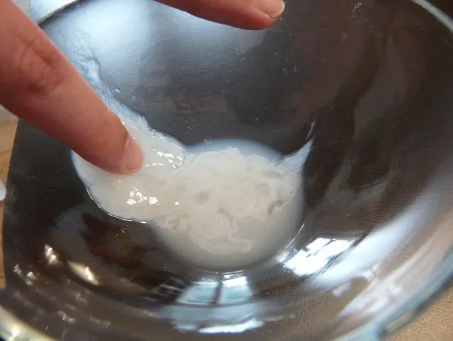 Eine dicke Ladung cremiges Sperma!!