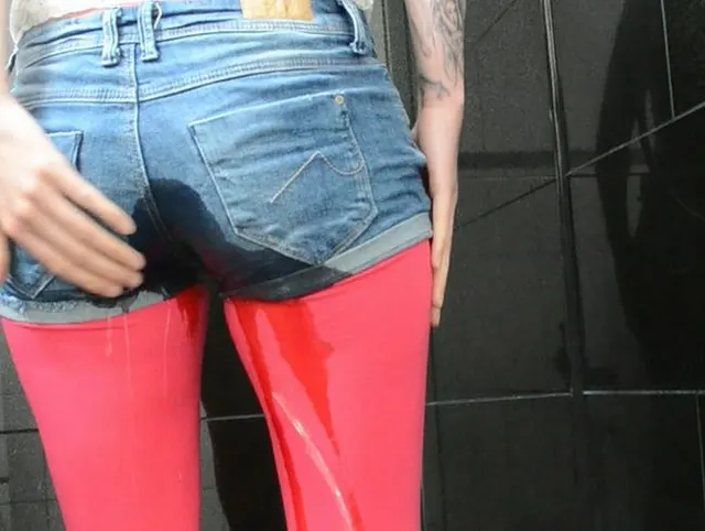 Userwunsch Leggingspiss mit Hot Pants