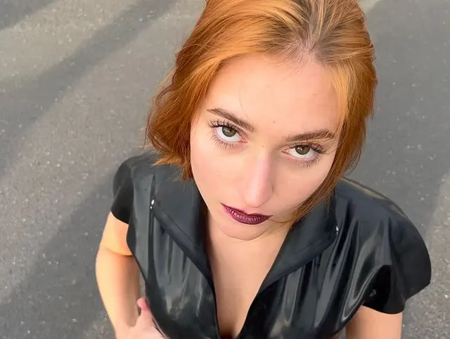 Latex Bitch Bukkake