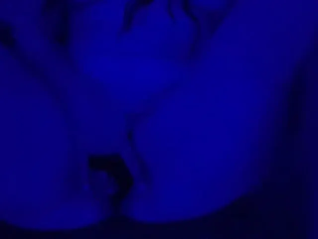 Ihr wisst ja, ich bin eine ganz liebe und jetzt um einen Slip ärmer, aber seht selbst