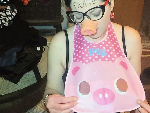 Wir wurden dazu gemacht, Spermaschlampen zu sein, PIG WIFE CUM WHORE
