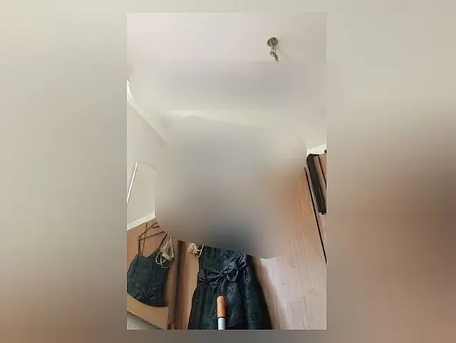 NAHAUFNAHME Schwanzbondage