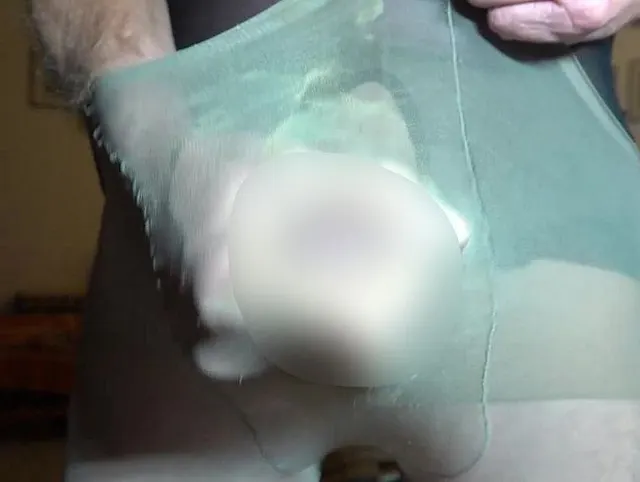 Condomierter Strumpfhosen Kitzler