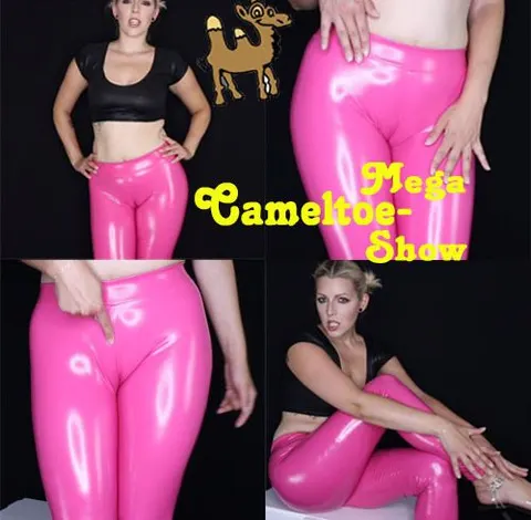 Mega CAMELTOE-Show