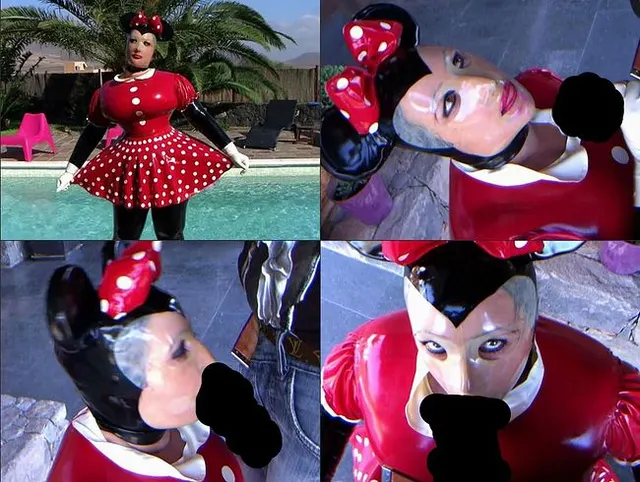 Latex Minnie Maus im Blowjob Paradies