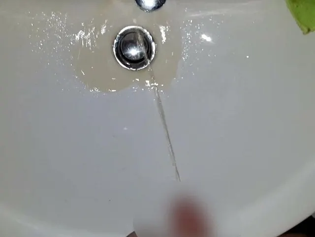 leckere geile Pisse für dich