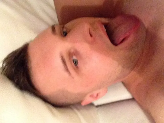 Beim Facesitting in den Mund gepisst