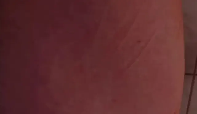 Kurze Session ? schneller Orgasmus aufm Klo