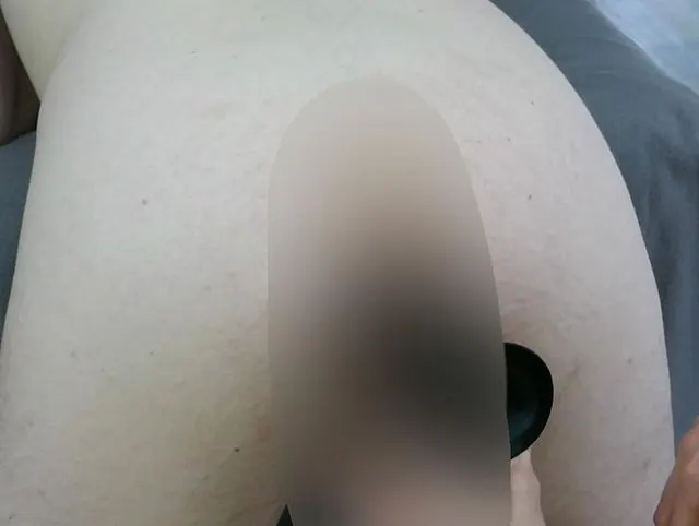 Video 221 - Ich werde mit Monster Dildos bearbeitet - Cam 1 Teil 3-6