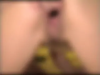 Fotze weit geöffnet!