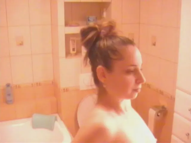 +++ dildo show in bad+++