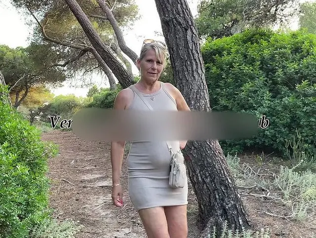 Verschwitzte Fotze im Urlaub