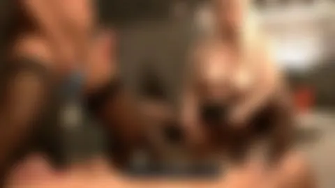 Pissorgie von 3 nassen
