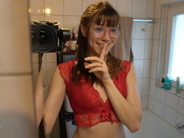 Morgenlatte entdeckt mit Sex geweckt !!
