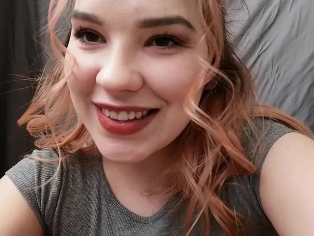 Tabubruch !!! Das erste Mal vor der Kamera mit einem XXL Dildo bis zum Orgasmus ? !