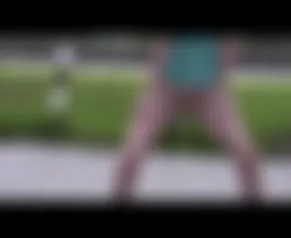 An der Autobahn gepisst