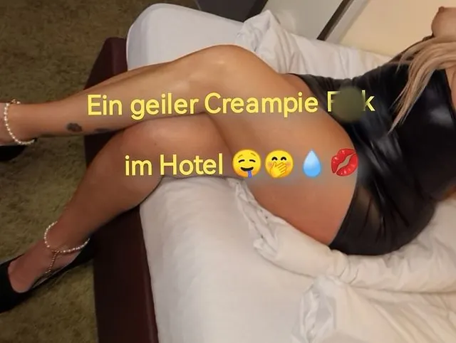 Geiler Fick im Hotelzimmer, er spritzt mir einfach die Muschi voll mit seinem großen Schwanz