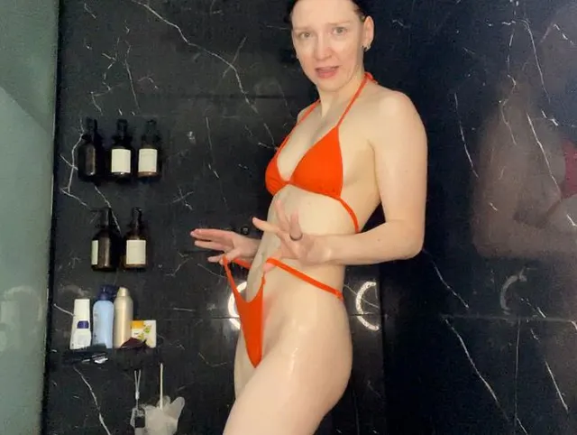 Nasser geht nicht!!! Selbstbefriedigung unter der Dusche