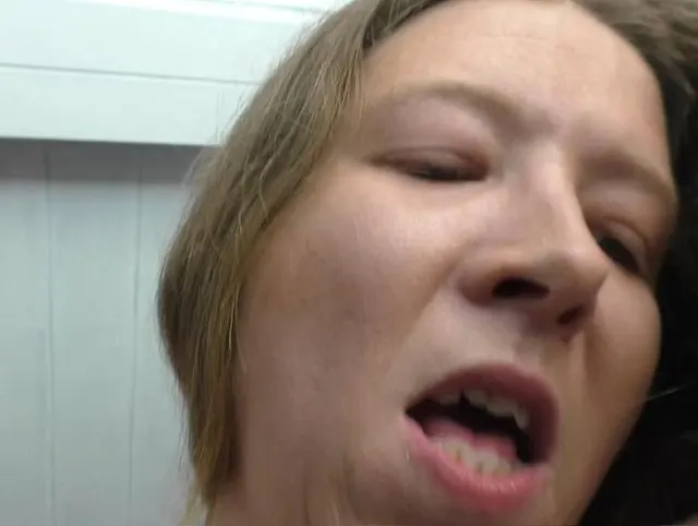 Nasse Fotze , hart gefickt