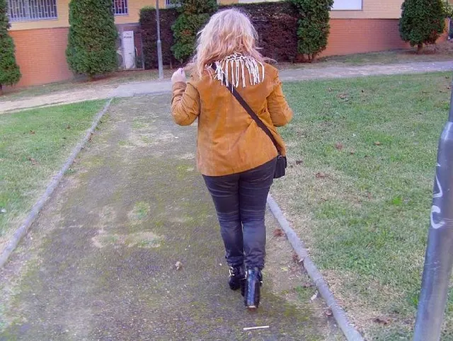 OUTDOOR...!!!   My first Clip  on 2015.)