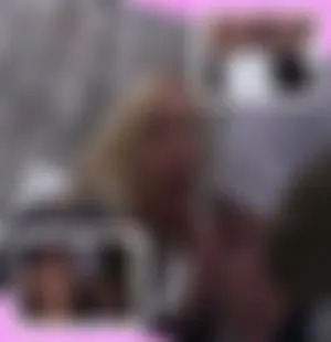 Beim Pinkeln erwischt