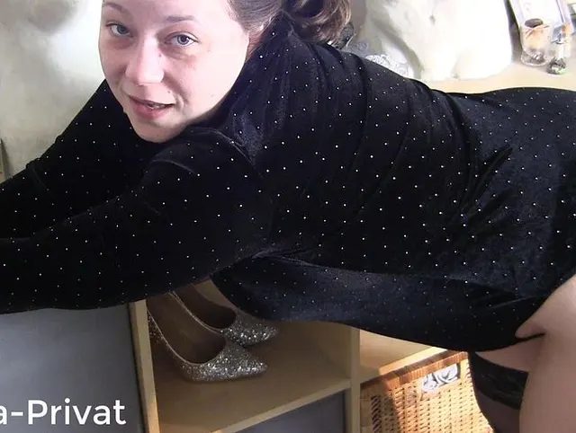 Samtbody posing DirtyTalk