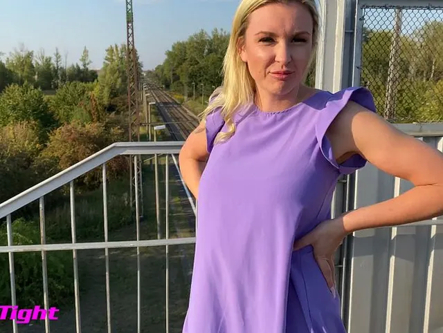Hobbyhure am Bahnhof abgefickt