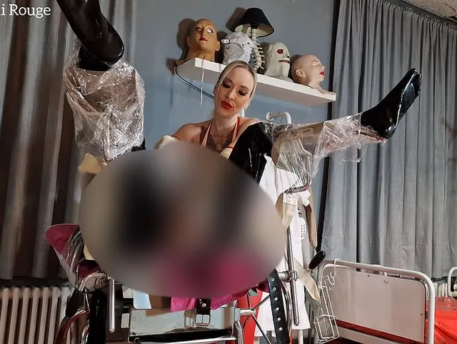CBT-Bizarr-Klinik Teil 1