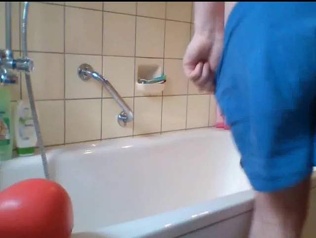 Badewanne: PISSE Fontaine