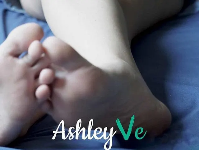 Ein geiles Erwachen - Ashley Ve