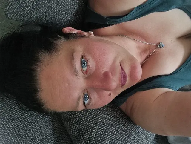 Geil blasen und dann noch doggy