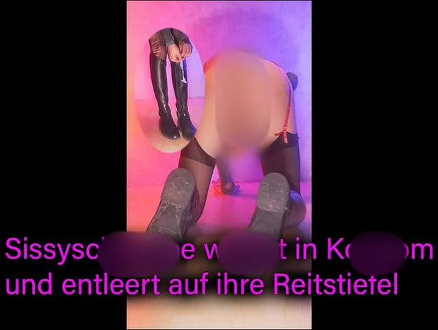 Sissyschlampe wichst in Kondom und entleert auf ihre Reitstiefel und Analhaken