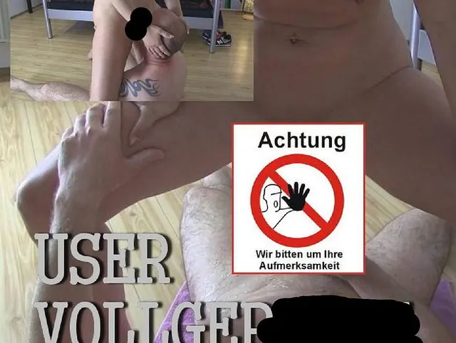 User bepisst - Muschi ausgeleckt