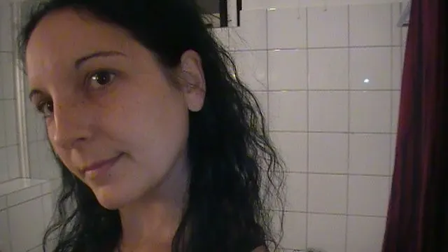 Ein wenig NS im Badeanzug und dann gefingert
