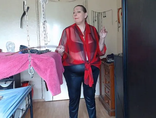 Vorschau aus Domina: gesucht: deine flinke Zunge