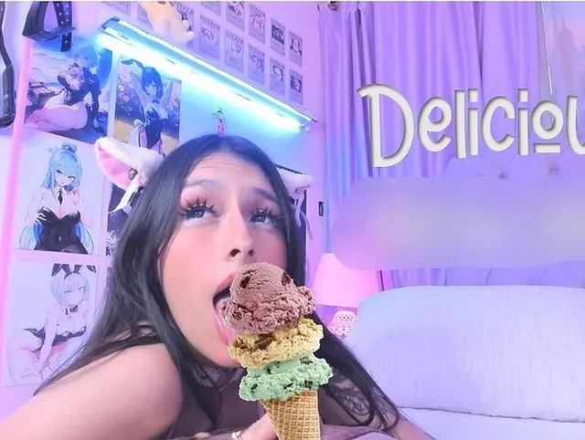 Leckerer Blowjob als wäre es eine appetitliche Eistüte