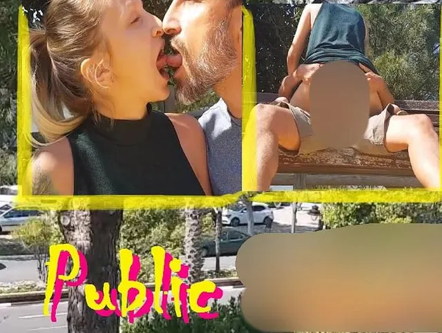 Public gefickt während andere arbeiten.