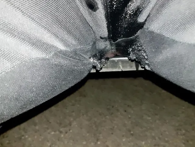 Ich PISSE mir auf einer Schaukel in die Hose