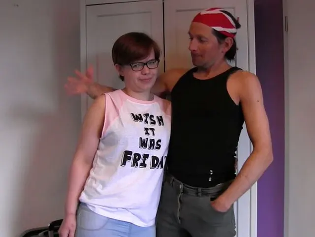 18 Jährige Hanni hart gefickt!!!