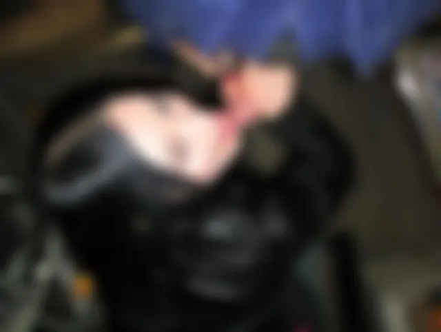 SPERMA SAUEREI AUFGELECKT UND GESCHLUCKT!!!