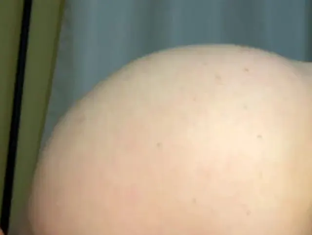 4,5 Minuten Hüpfen auf dem Dildo