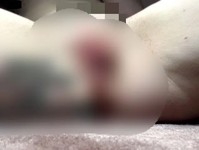 Vorschau aus Nahaufnahmen: Muschi zeigen, Spielen mit großen Schamlippen und Masturbation