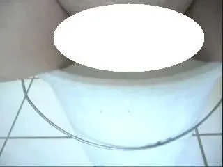 Eimer Piss / Voice