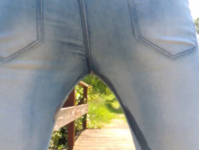 geil in meine neue Jeans gepisst
