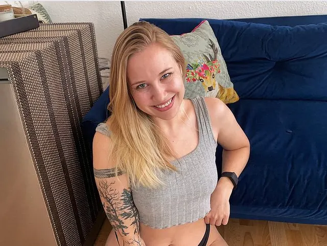 HARDCORE Rachenfick!! Spritzt mein Gesicht voll!!