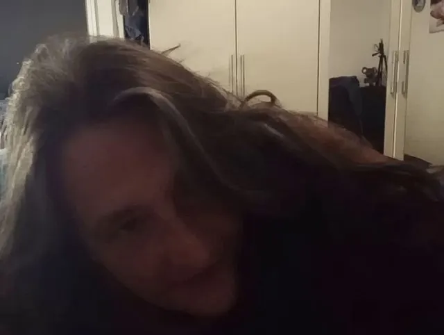 Reife Amateurin Eva Pur beim Blowjob ganz nah und echt